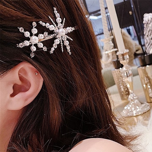 🔸2 for $15🔸Hair Clip - Picture 4 of 6